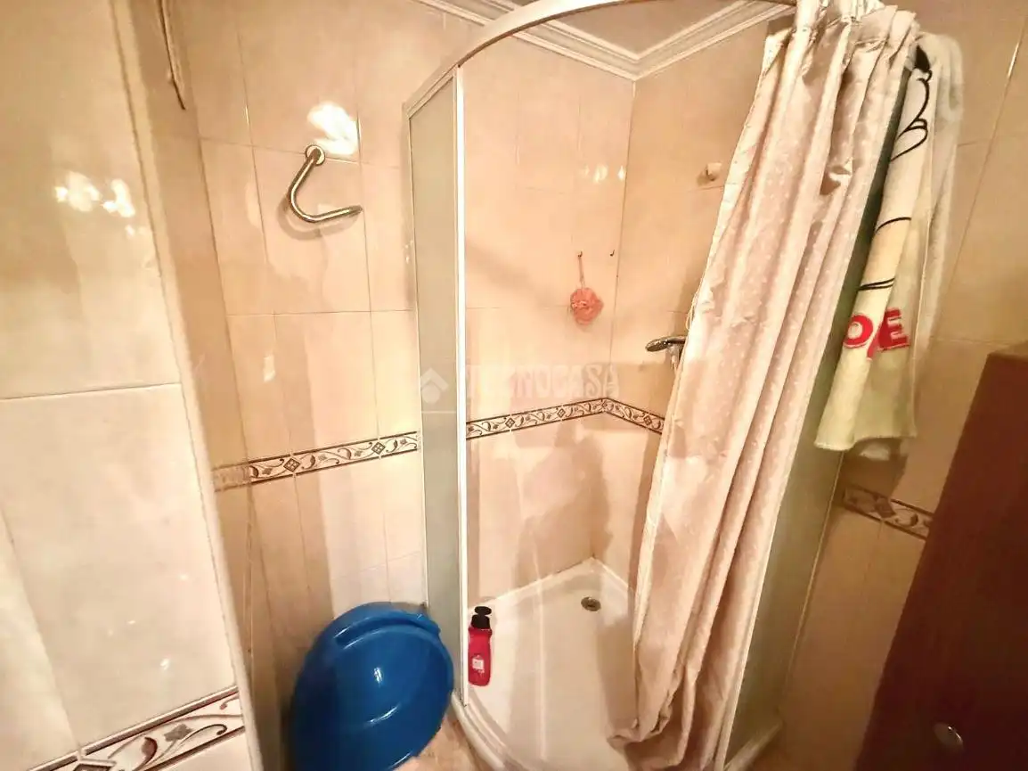 Baño de Piso en venta en Zaragoza con Calefacción