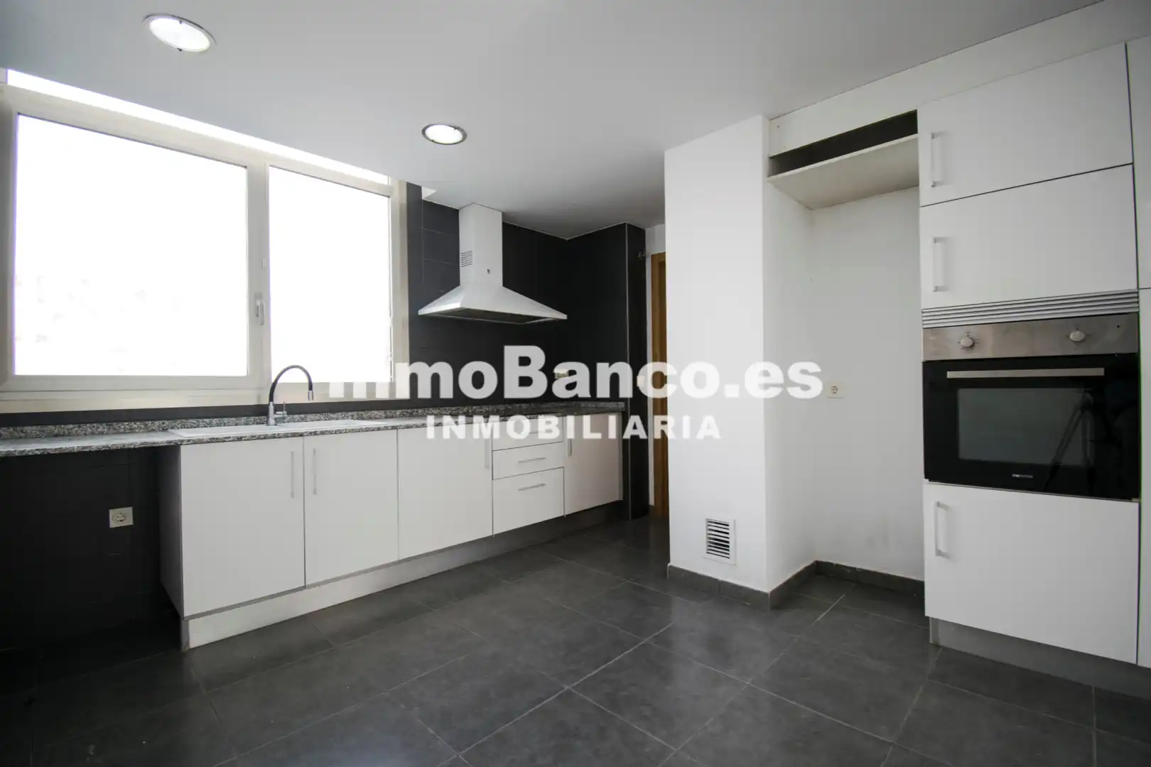 Terraced house with balcony for sale in Carrer de les Azalees, imagen 13