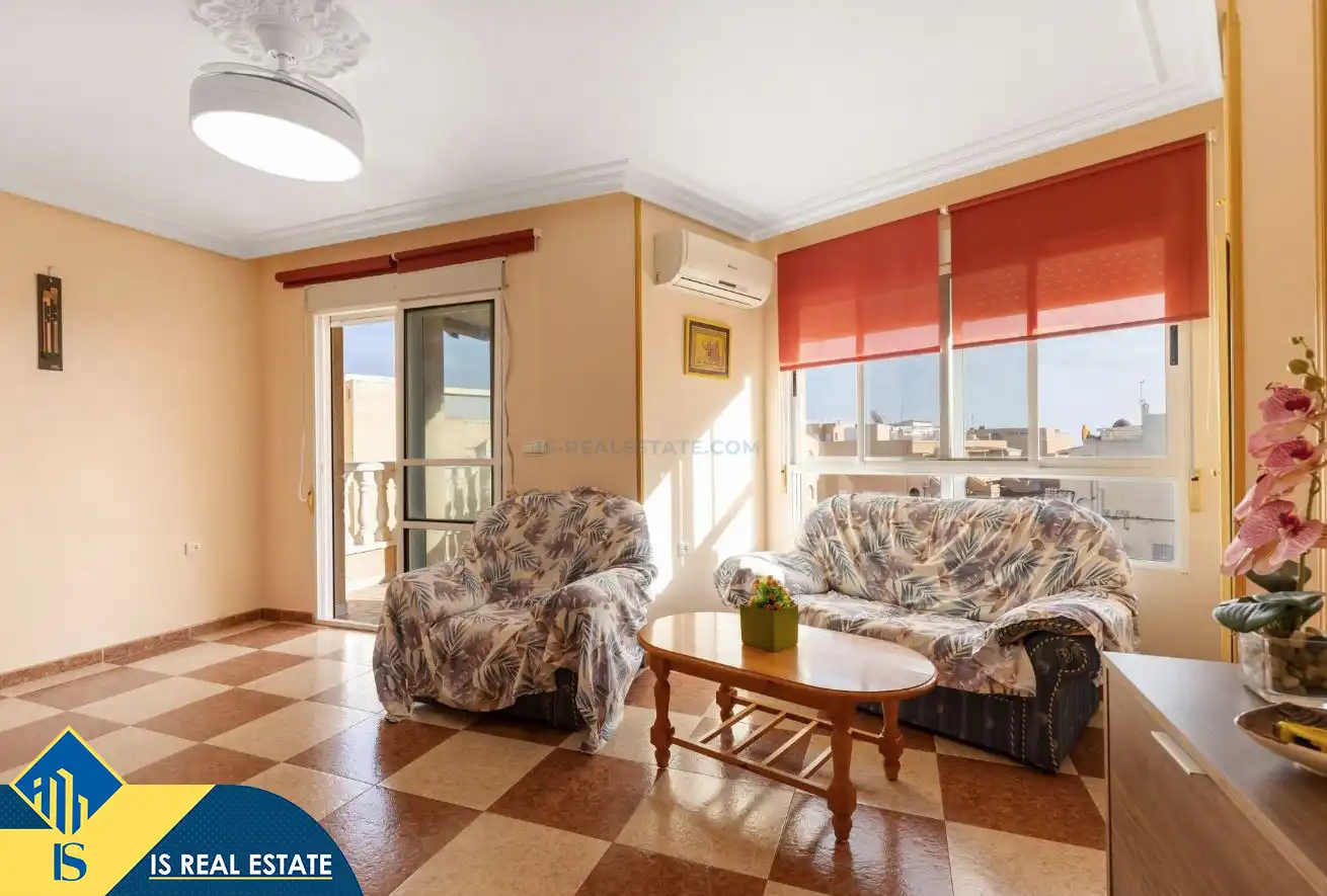 Apartament amb ascensor en venda a La Mata, imagen 3