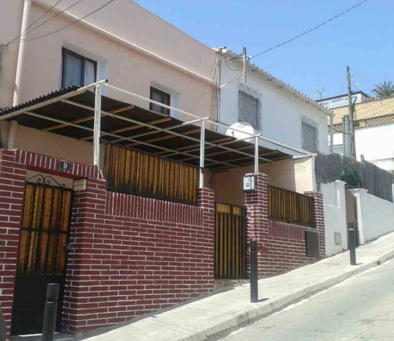 Exterior view of Single-family semi-detached for sale in Castelldefels