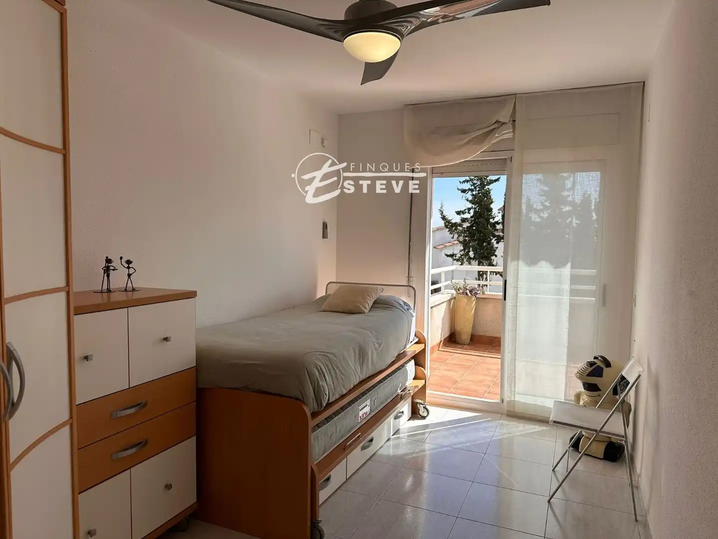 Habitación de Casa o chalet de alquiler en Calafell con Piscina y Amueblado