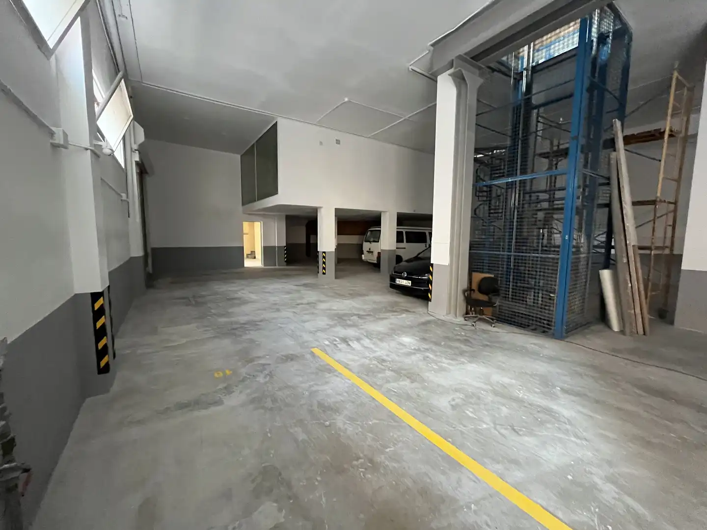 Parking de Nave industrial de alquiler en Manresa