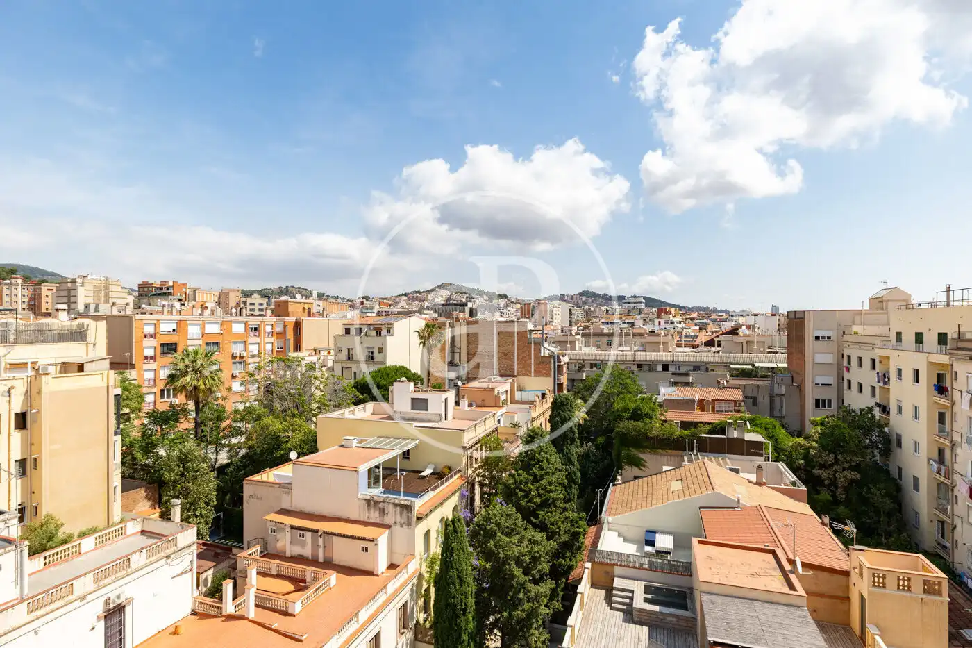 Vista exterior de Piso en venta en Barcelona con Aire acondicionado y Calefacción