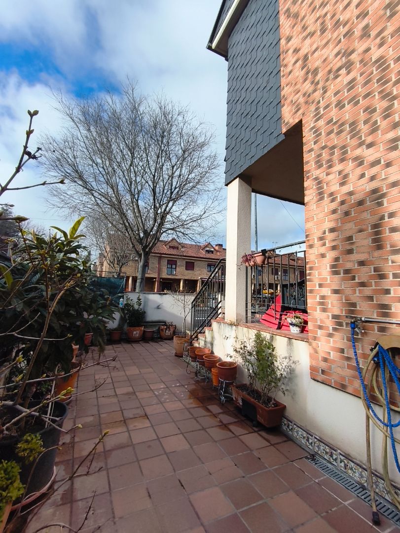 Terraza de Casa adosada en venta en Valdemoro con Aire acondicionado, Calefacción y Jardín privado