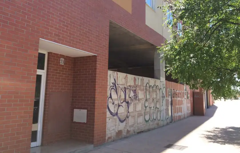 Vista exterior de Local de lloguer en Zaragoza