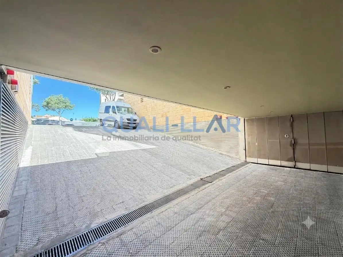 Aparcament de Garatge en venda en Sant Feliu de Llobregat