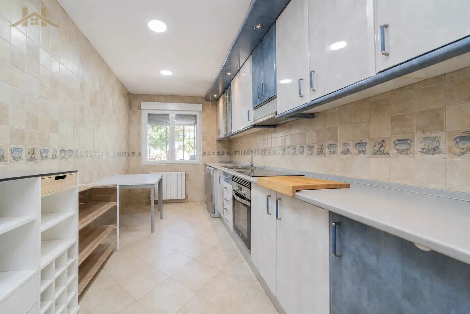 Cocina de Casa o chalet en venta en Valdemorillo con Aire acondicionado, Calefacción y Jardín privado