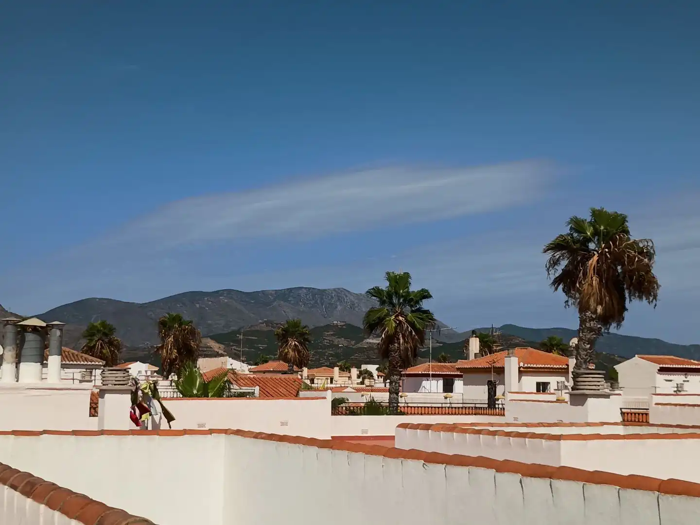 Vista exterior de Pis en venda en Salobreña amb Aire condicionat i Terrassa
