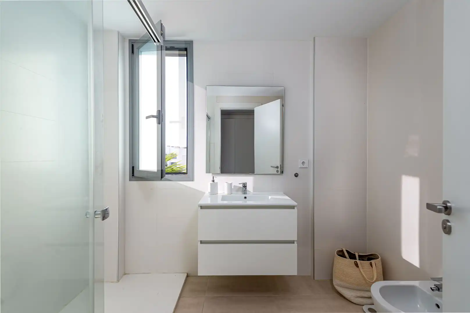 Apartamento con ascensor en venta en Selwo, imagen 24