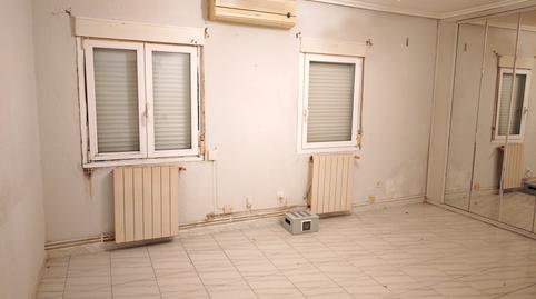 Foto 4 de Piso en venta en C/ Sallent de Gallego, Barrio Torrero,  Zaragoza Capital