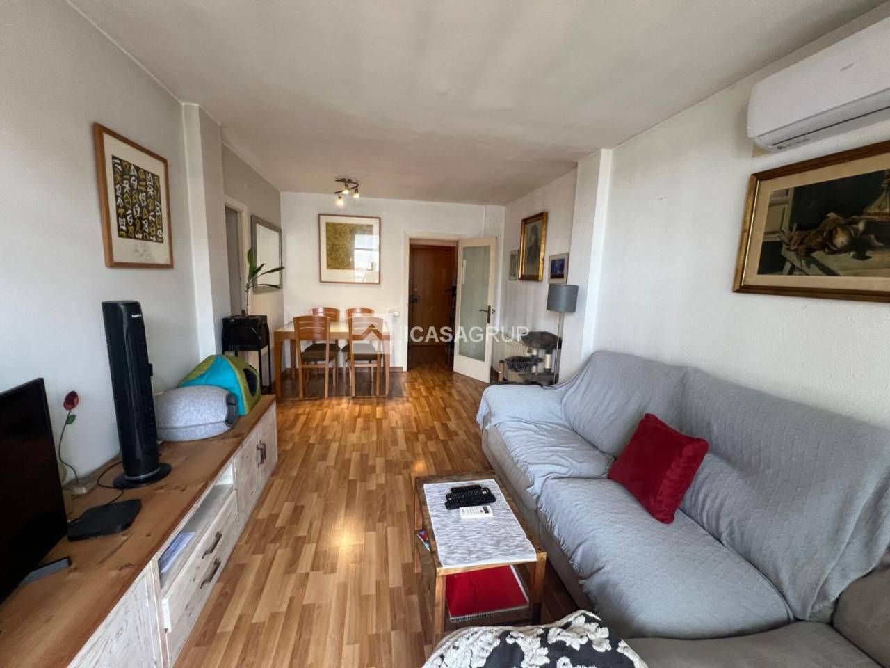 Sala d'estar de Pis en venda en Sant Cugat del Vallès amb Aire condicionat, Calefacció i Balcó
