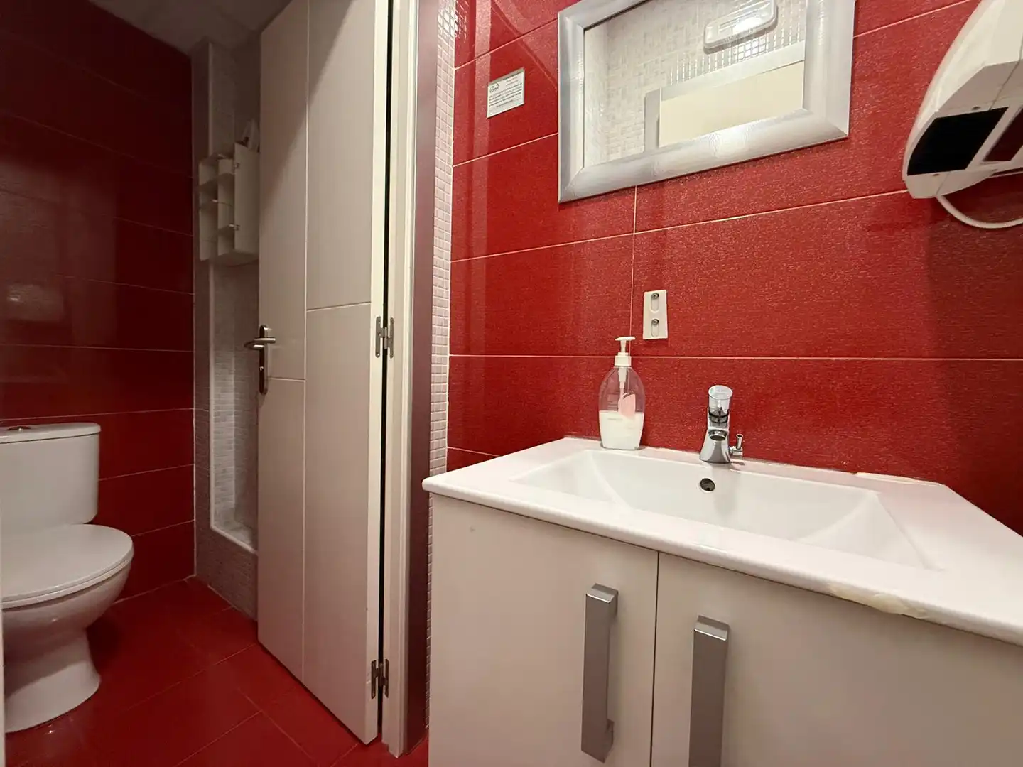 Badezimmer von Geschaftsraum zur Miete in Móstoles mit Klimaanlage
