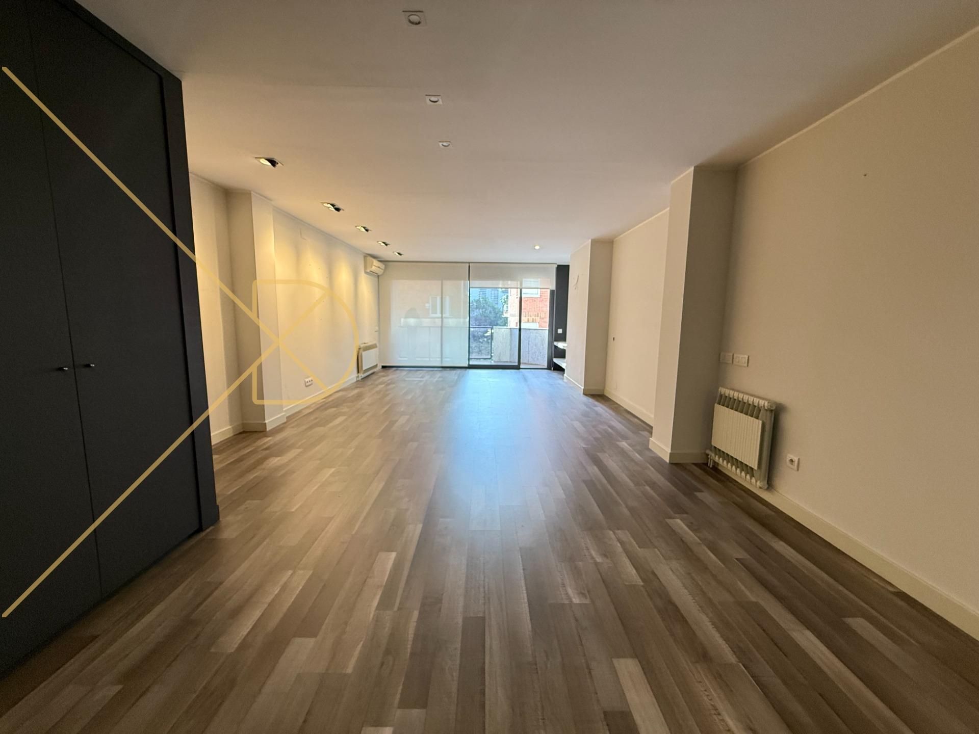 Flat for sale in  Barcelona Capital  with Parquet flooring