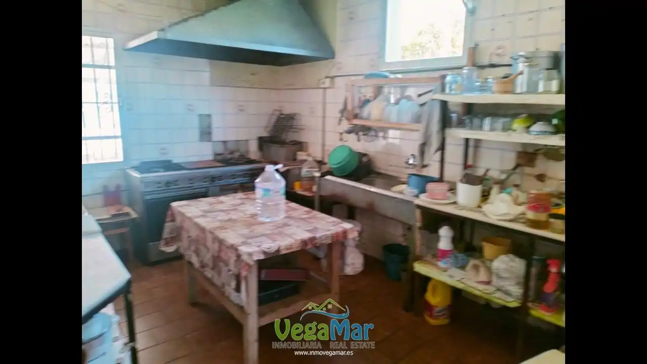 Cocina de Edificio en venta en Nerja