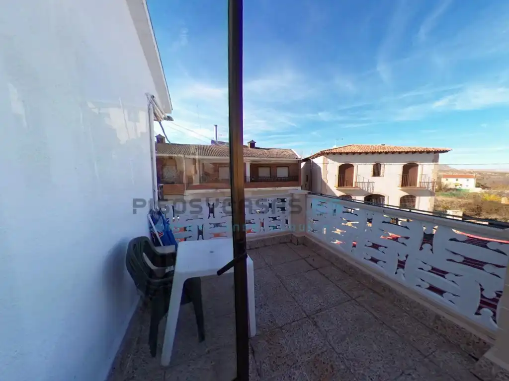 Casa con terraza en venta en Calle Democracia 4, imagen 77