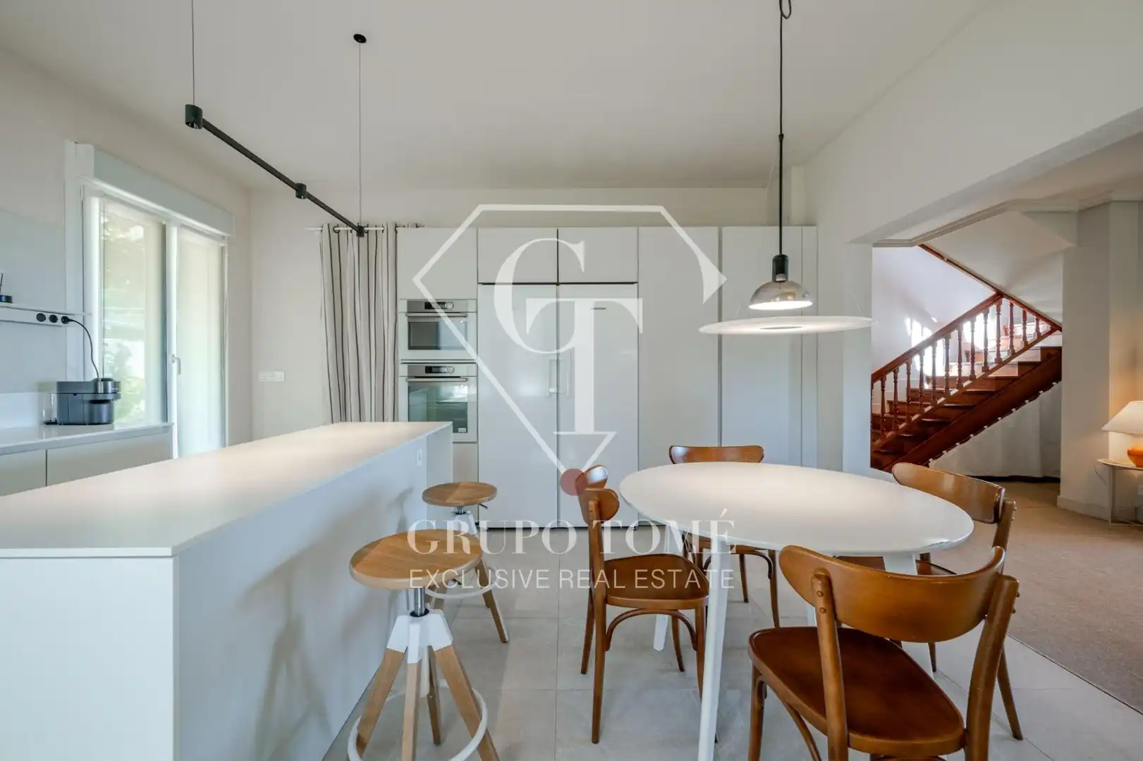 Comedor de Casa adosada en venta en Mutriku con Jardín privado, Terraza y Amueblado