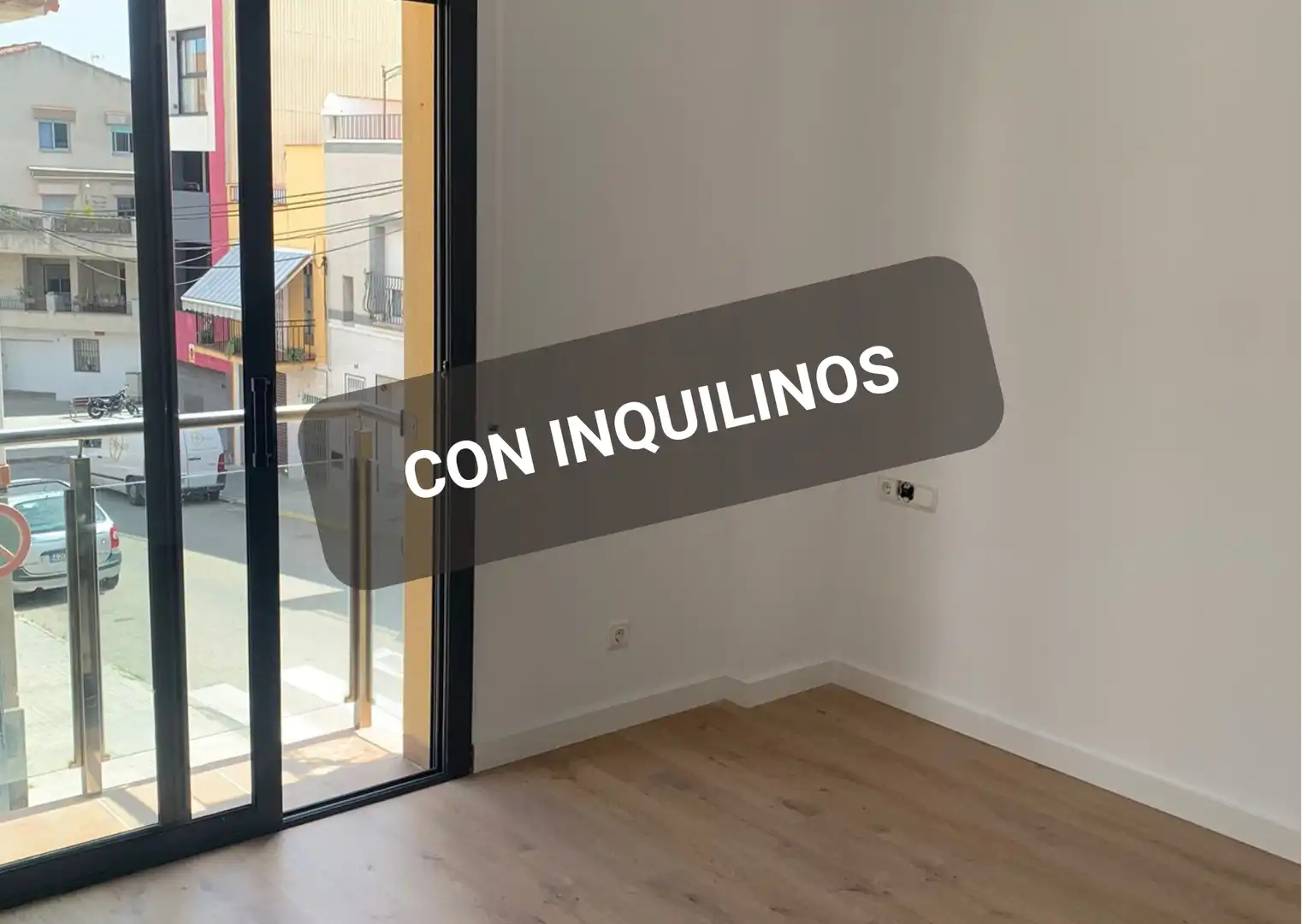 Sala de estar de Piso en venta en Terrassa con Parquet y Balcón