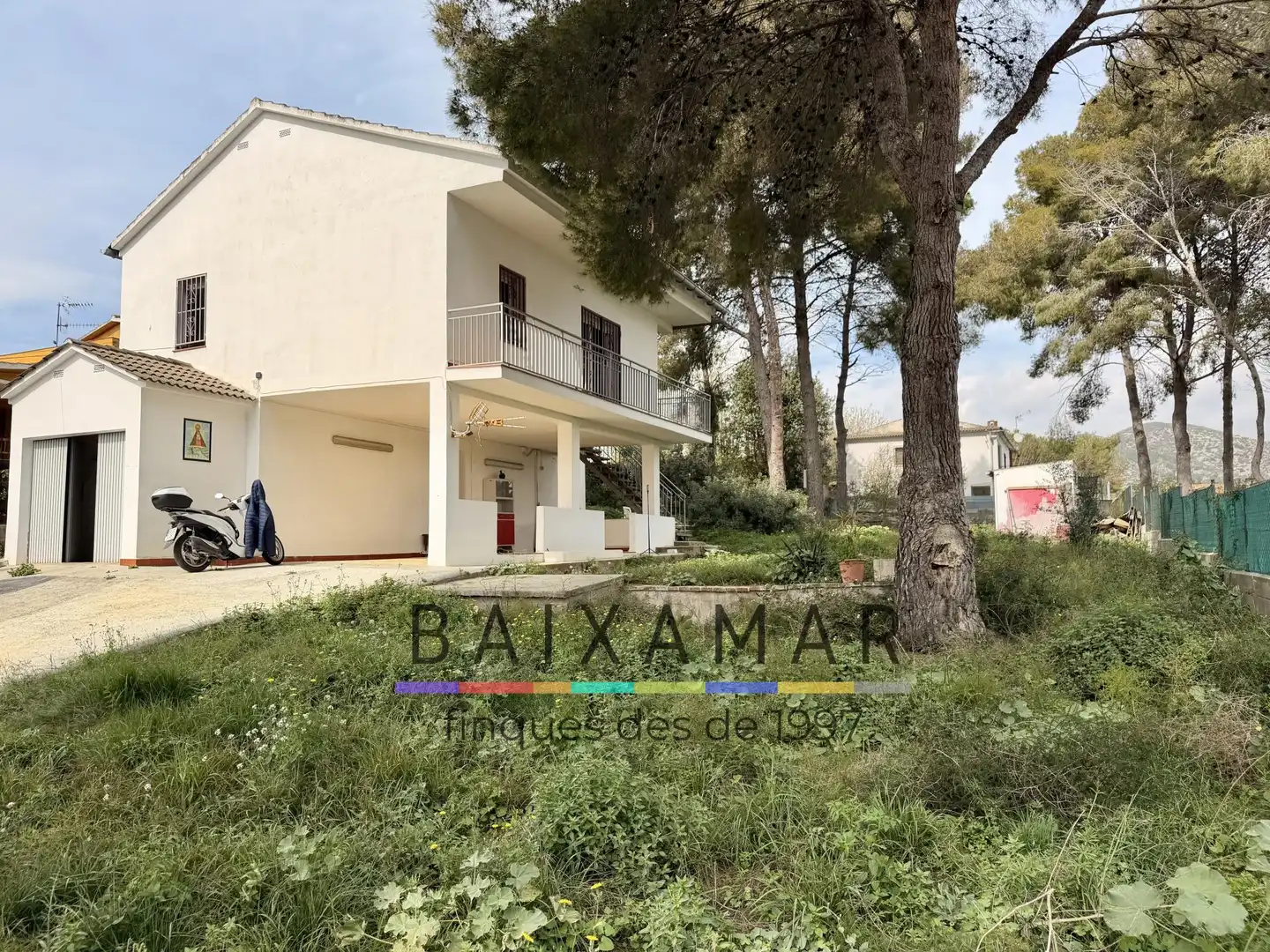 Vista exterior de Casa o xalet en venda en Cubelles amb Calefacció, Jardí privat i Forn