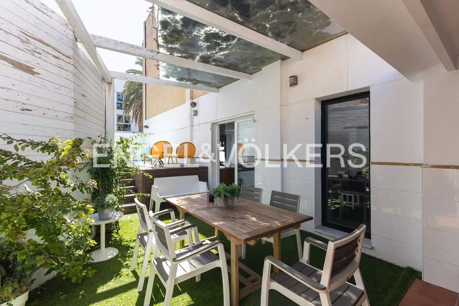 Terraza de Piso en venta en Valencia con Aire acondicionado, Calefacción y Jardín privado