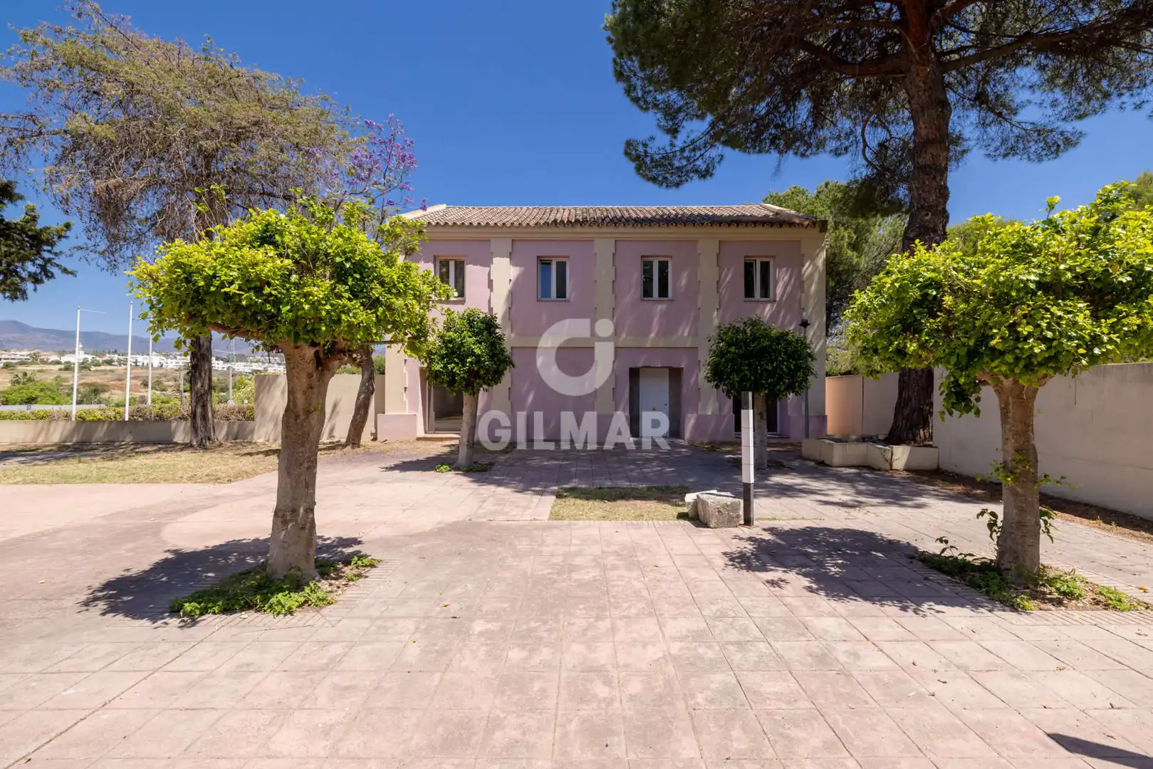 Villa mit Garten zum Verkauf in Selwo