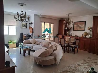 Sala d'estar de Pis de lloguer en  Sevilla Capital amb Aire condicionat, Calefacció i Terrassa