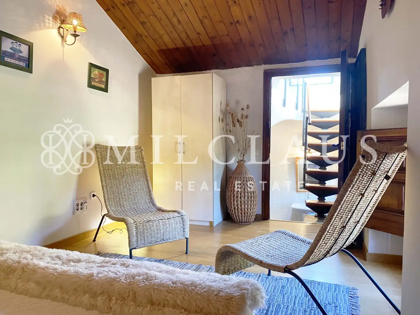 Sala d'estar de Finca rústica en venda en Talamanca amb Aire condicionat, Calefacció i Jardí privat