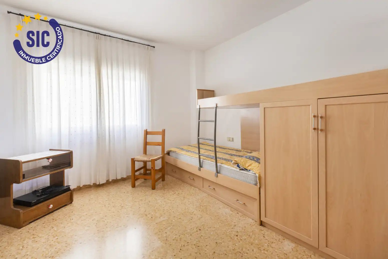 Habitación de Piso en venta en Sueca con Jardín privado, Terraza y Balcón