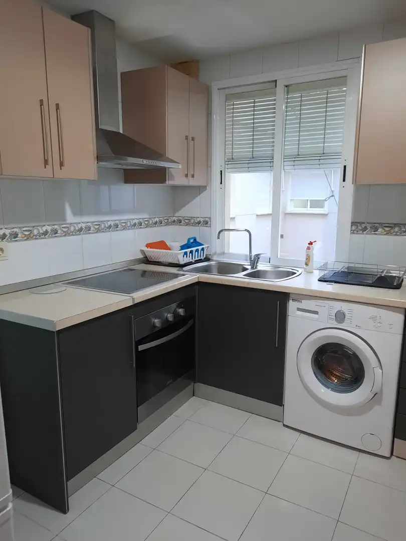 Flat for rent in Calle Pintor Manuel Maldonado, 50, Barrio de Zaidín