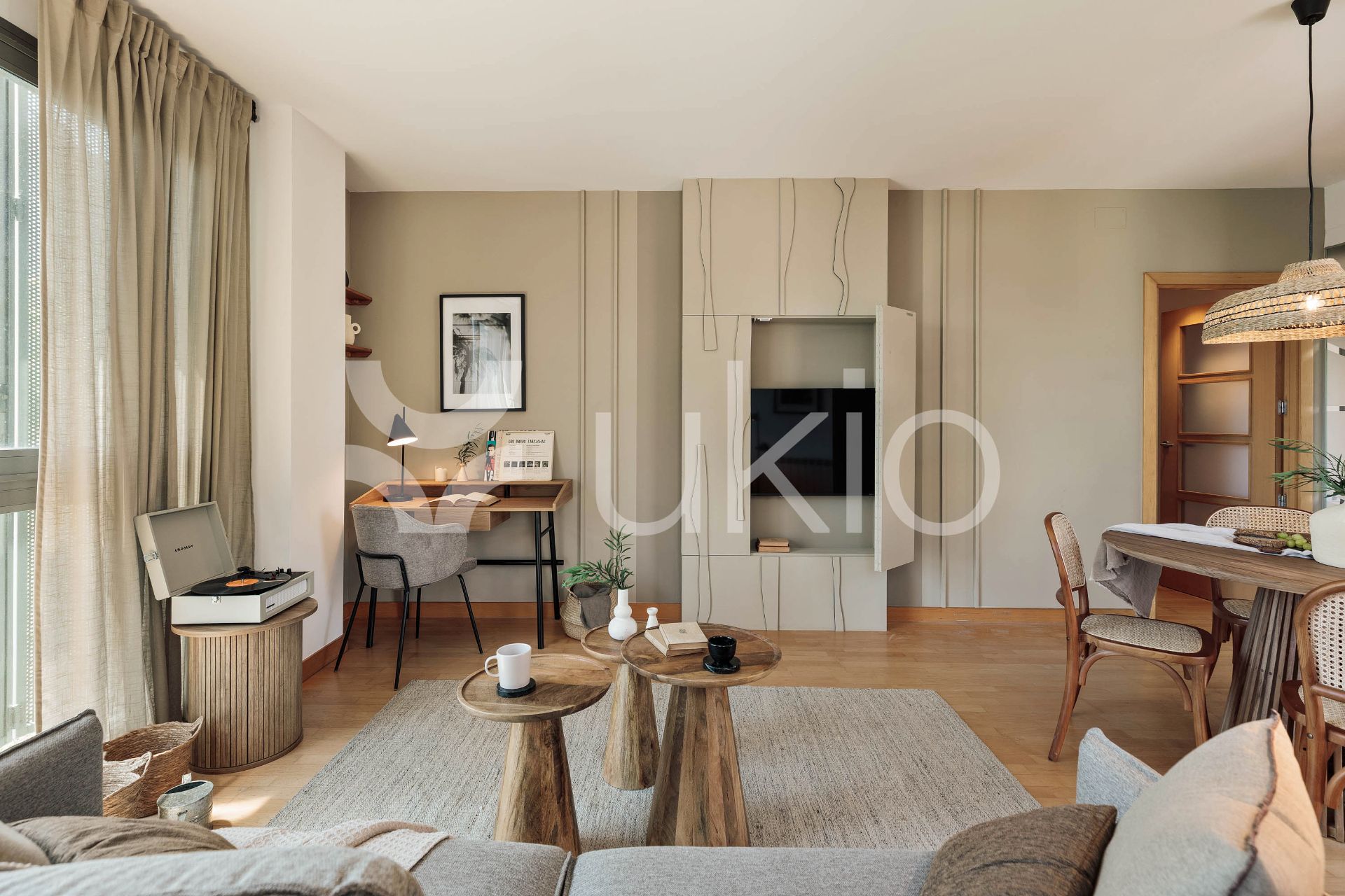 Sala d'estar de Apartament de lloguer en  Barcelona Capital amb Aire condicionat, Calefacció i Moblat