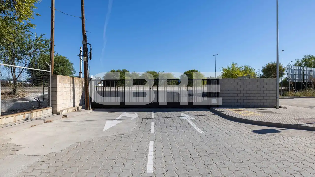 Nave industrial en alquiler en Avenida de Daganzo 23, imagen 5