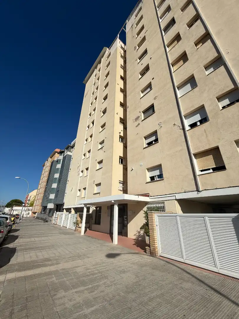 Exterior view of Flat for sale in Torredembarra  with Air Conditioner, Heating and Parquet flooring