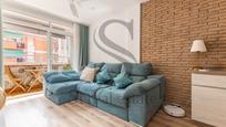 Living room of Flat for sale in  Barcelona Capital  with Heating, Parquet flooring and Balcony