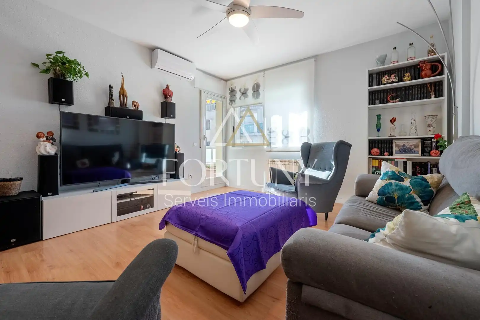 Wohnzimmer von Dachboden zum Verkauf in Reus mit Klimaanlage, Heizung und Terrasse