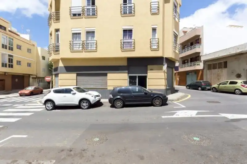 Commercial properties for sale in Gracia