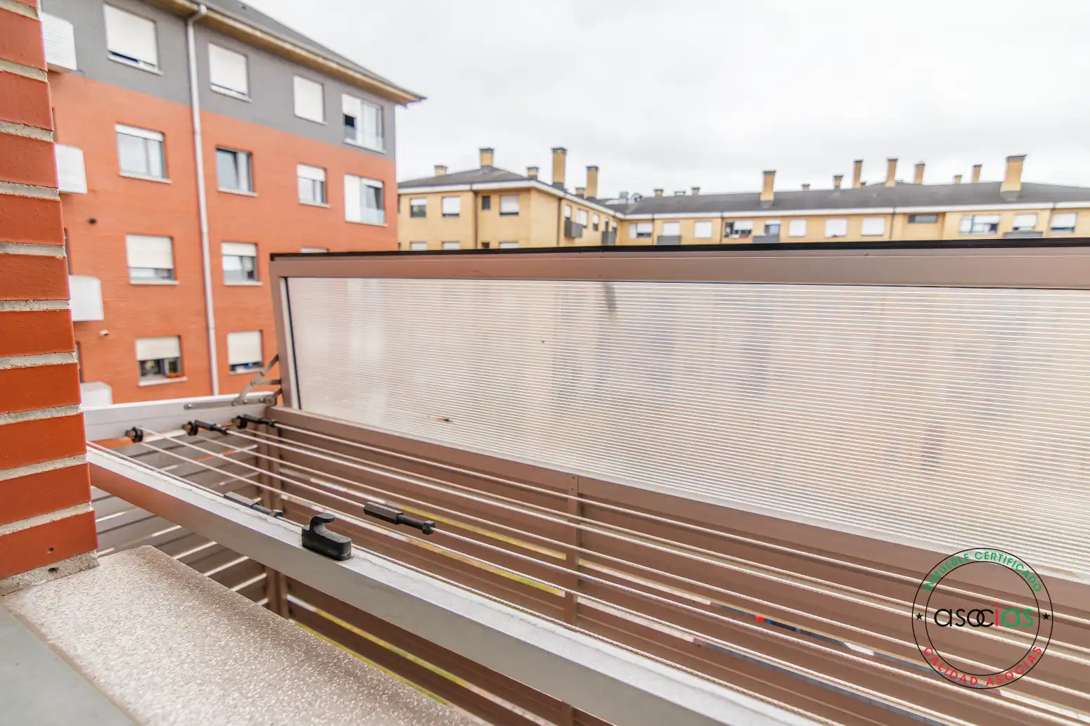 Terrassa de Pis en venda en Oviedo  amb Calefacció i Traster