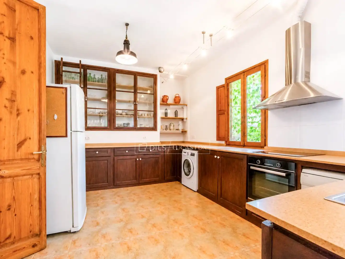 Cocina de Finca rústica en venta en Piera con Calefacción, Jardín privado y Trastero