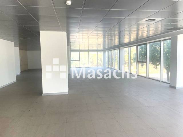 Oficina en Alquiler en Les Fonts