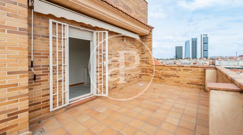 Foto 3 de Piso en venta en Valdeacederas,  Madrid Capital