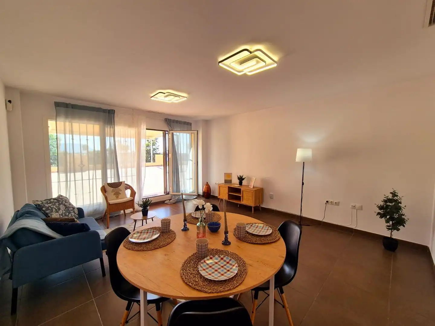 Esszimmer von Einfamilien-Reihenhaus zum Verkauf in Algeciras mit Terrasse und Balkon