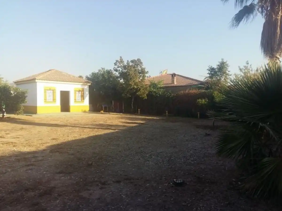 Casa con jardín en venta en Periurbano Oeste - Sierra, imagen 4