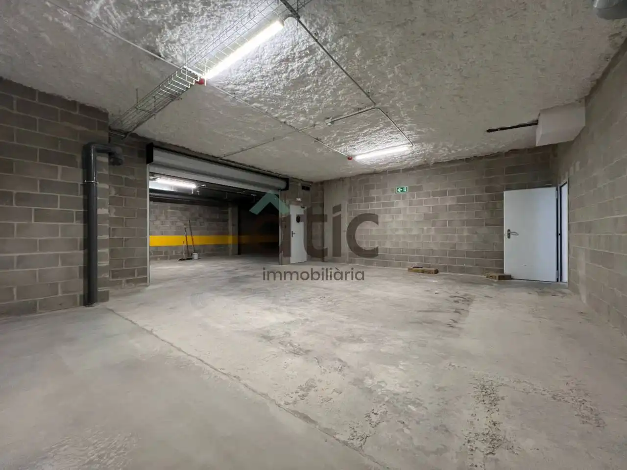 Parkplatz von Geschaftsraum zur Miete in Manresa