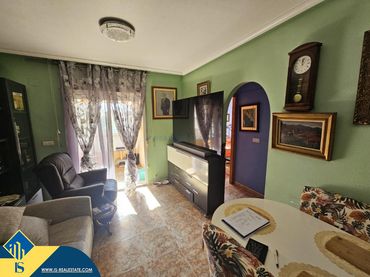 Appartement compact avec piscine à vendre à Centro