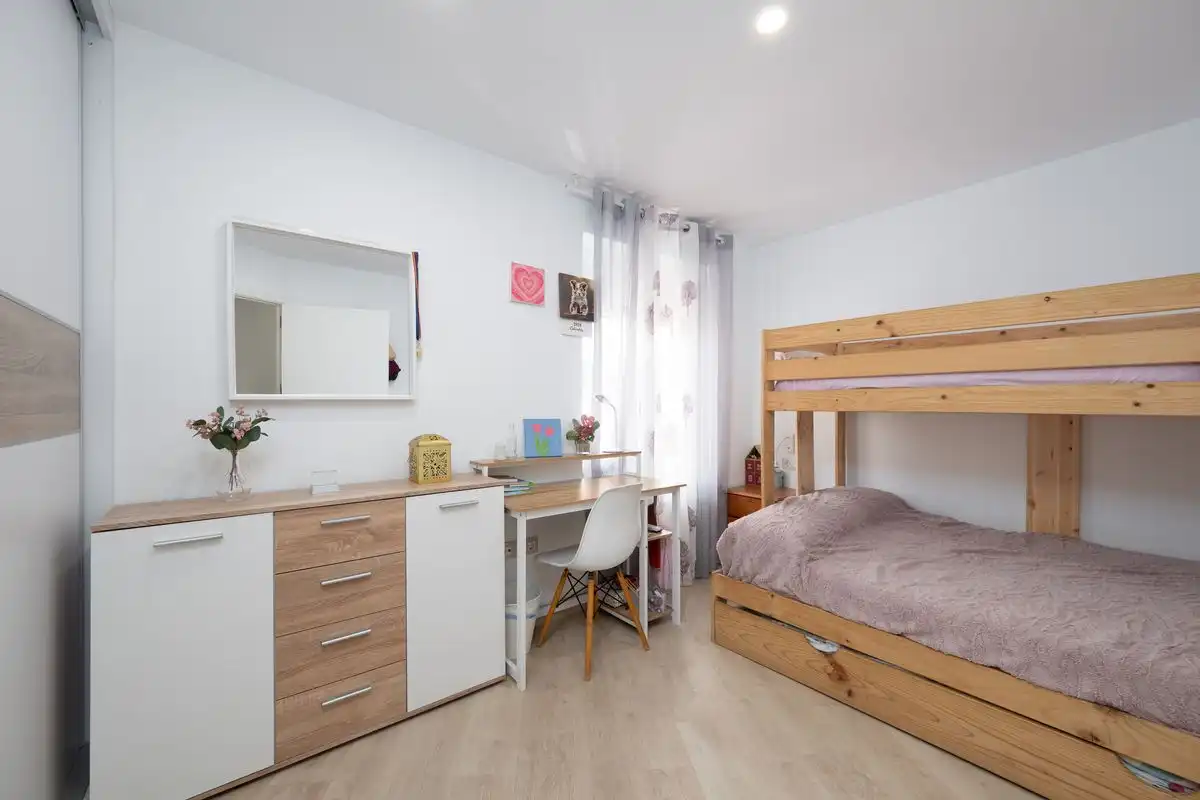 Flat for sale in Carrer Victoria Kent, Camí dels Magros - Casablanca