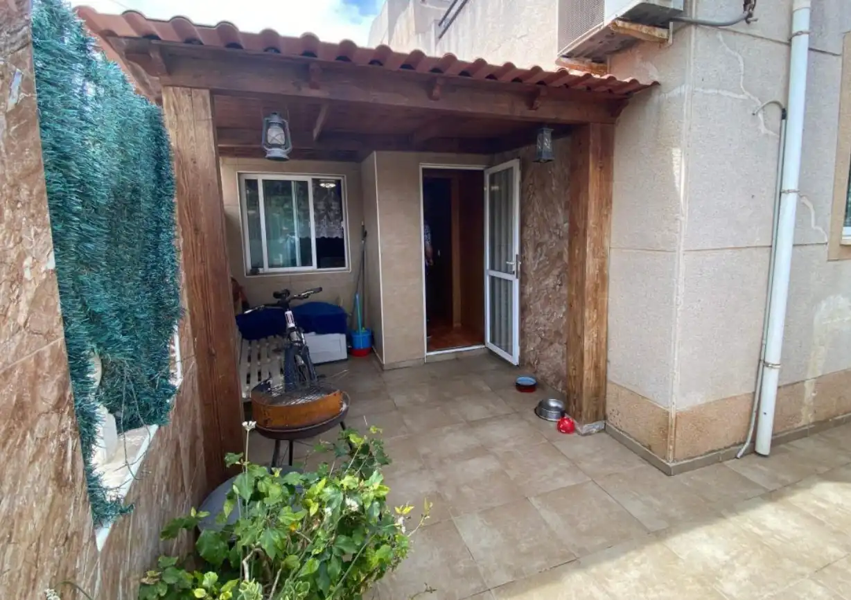 Casa o xalet en venda en Torrevieja amb Jardí privat, Terrassa i Moblat