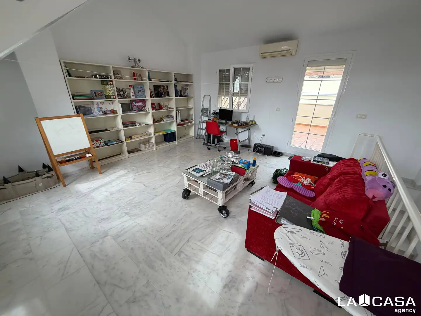 Flat for sale in Montequinto, Sevilla