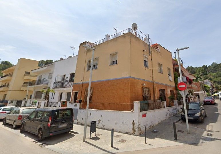 Piso en venta en C/ Riu Fluvia, Can Tintorer - Can Tries