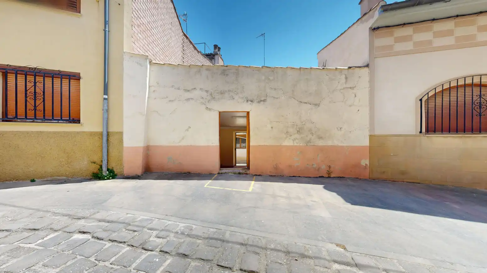 Exterior view of Houses for sale in Tafalla  with Heating, Parquet flooring and Terrace