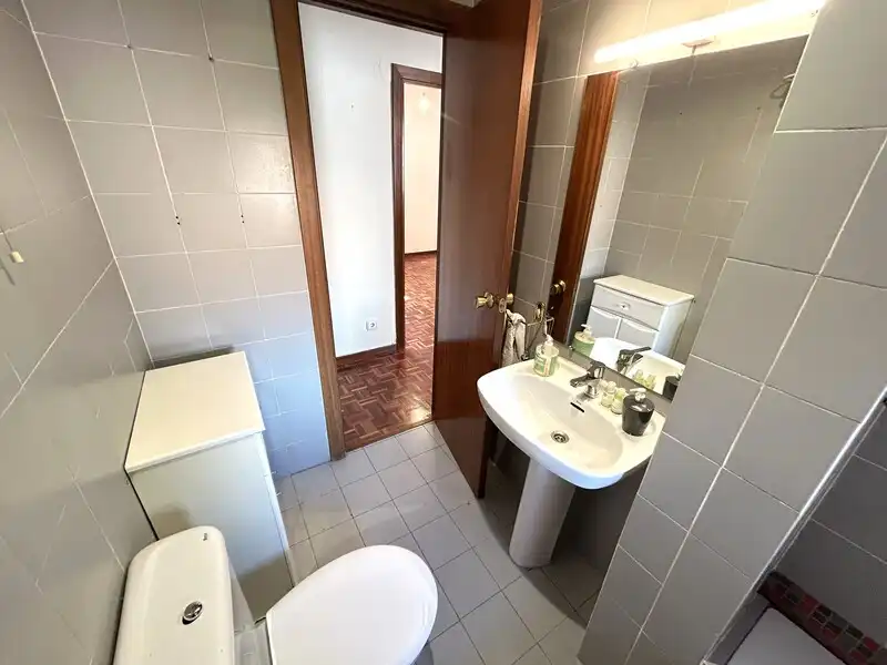 Baño de Piso en venta en Madrid con Aire acondicionado y Calefacción
