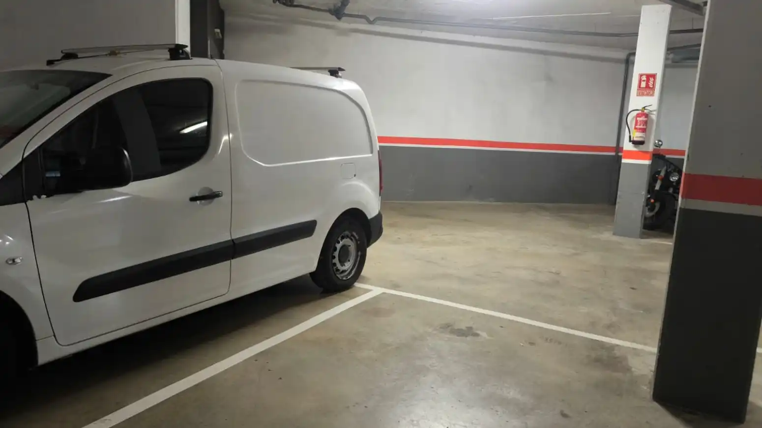 Parking for sale in Sant Boi de Llobregat - RAMBLA RAFAEL CASANOVAS, imagen 11