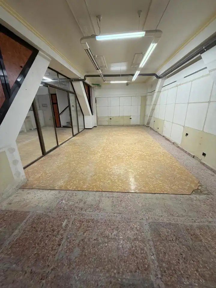 Local comercial de lloguer a Acueducto, imagen 7
